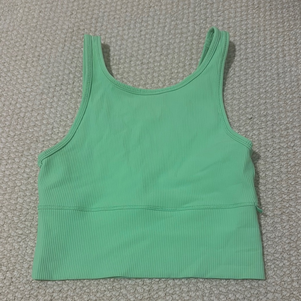lululemon tank pivot